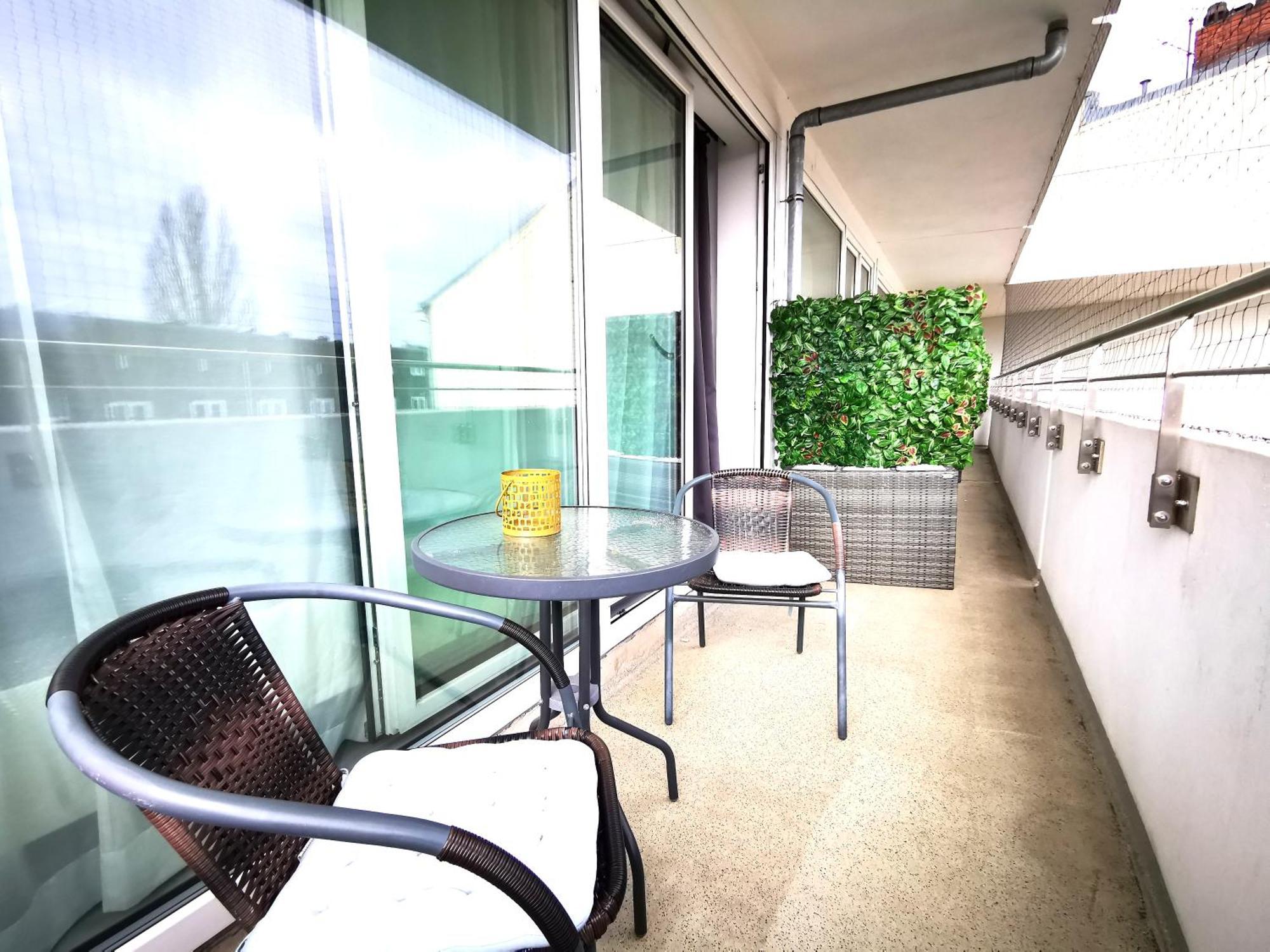 Apartament Hh 01 By Rockchair - Superhost Status - Modernes Mit Sonnigem Balkon & Premium Boxspringbetten In Winterhude - Geheimtipp