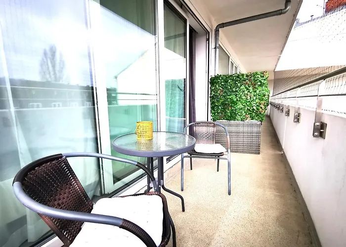 Hh 01 By Rockchair - Superhost Status - Modernes Apartment Mit Sonnigem Balkon & Premium Boxspringbetten In Winterhude - Hamburg Top Geheimtipp